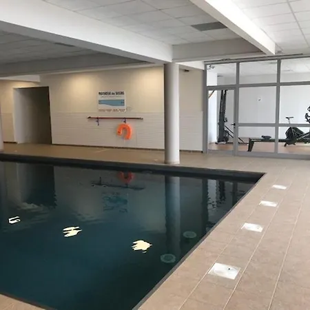 Duplex T3 Avec Terrasse, Piscine, Salle De Fitness Et Parking A - Fr-1-404-213 *